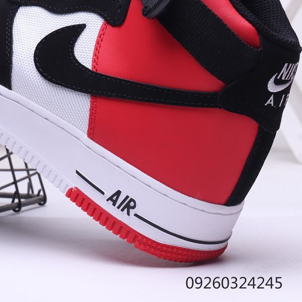 Nike Air Force 1 2019新款 AF1空軍一號情侶款板鞋 帶半碼