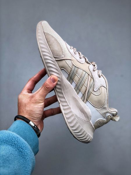 Adidas Hi-Tail 邁入千禧年的能量和激情經典鞋 情侶鞋