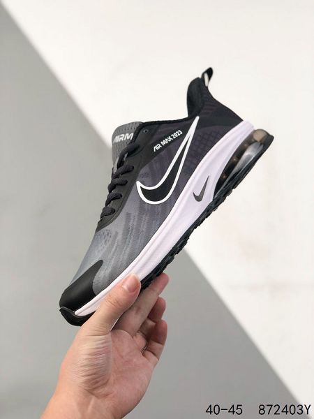 Nike Air Zoom 2023新款 男款氣墊緩震跑步鞋