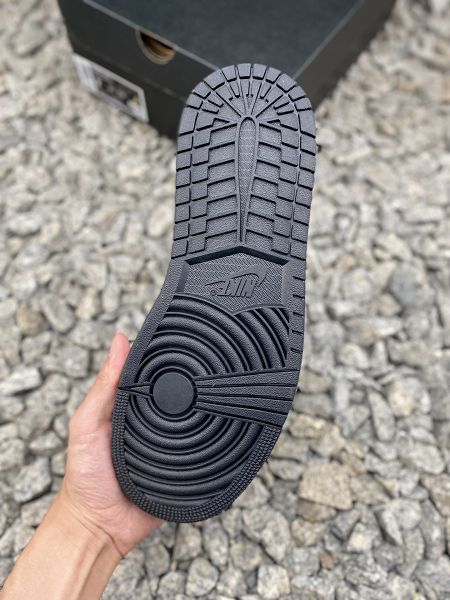 Air Jordan1 Low 2025新款男生低幫 黑棕色籃球鞋