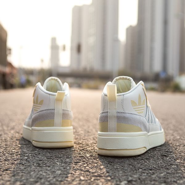 Adidas Originals Post UP系列 男女鞋中幫摩登時尚跑鞋