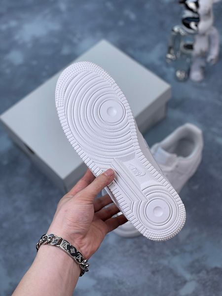 Nike Air Force 1 Low 空軍一號 2023全新純白色男女款低幫運動休閒板鞋