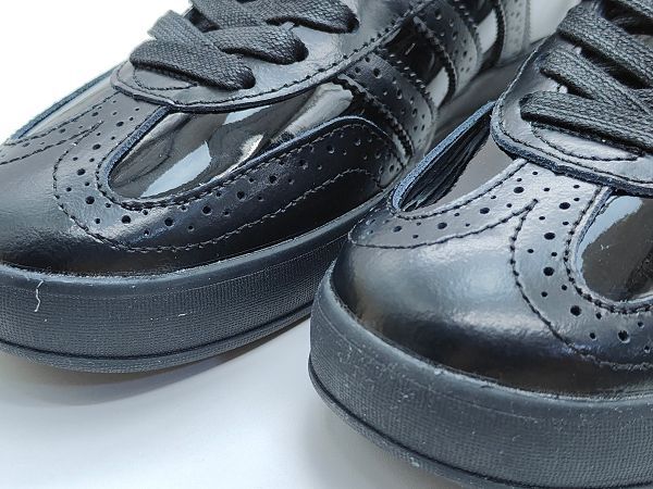 Adidas originals Gazelle Indoor 光滑黑色皮革面情侶休閒鞋