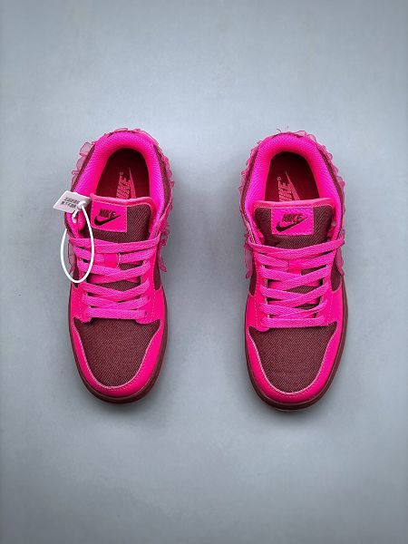 Nike Wmne SB Dunk Low GS 2022新款 扣籃系列玫粉情人節蕾絲女款滑板鞋
